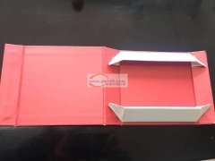 有没有能做【如图】盒子的加工厂， 长期合