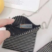 有单外发，【如图】找能缝制这款手机袋的工