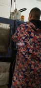 本厂有注塑机200克到500克，承接加工