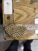 样品看图，寻找会手工钩这款小包的加工厂有