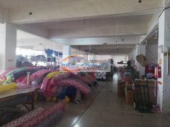 本厂开办多年，厂房面积1100平，有裁床