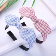 承接平车拷边活、包边活、主营：布艺饰品，