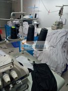 小型加工厂承接各类中高档服装加工，双针，