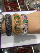 寻找如图这款手镯的直接工厂，有此款手镯货