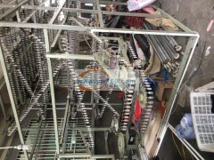 大型加工厂<br />
下料加工。油边