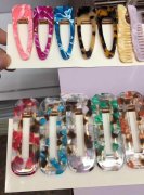 寻求做这款发卡的工厂，如图，现货也可以，