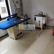 服装厂厂房转让，平车，双针拷边机器都有裁