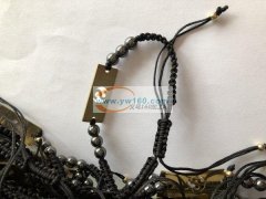 寻求如图的厂家，想做类似的串珠产品