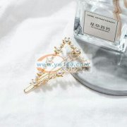 找有做这些系列的钢模厂家，有现模的，一共