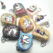 【看图】寻找零钱包挂件厂家，可外发，有加