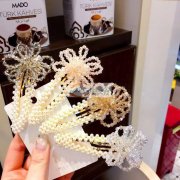 如图，寻找类似这样的水晶bb夹工厂，有专