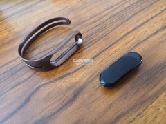 寻找能做如图这三款可拆卸带芯片饰品的工厂