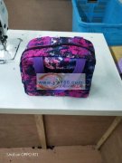 专业承接箱包手袋加工，欢迎各位老板来电咨