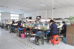 本厂员工100余人，长期承接各类手工活！