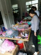 承接手工加工，接各种手工组装，饰品，五金