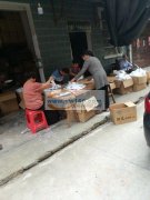 承接手工加工，接各种手工组装，饰品，五金