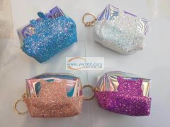 如图包外发【长期有货源】寻找箱包加工厂，