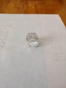 求购如图铁皮戒指，有生产此戒指的工厂与我