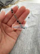 本厂有批编织手链出售，款式多多，价格致电
