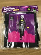 我公司有大小共计22000件包装，有兴趣