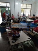 专业加工书包，拉边袋。