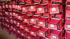 寻找专业生产收纳凳子的工厂，面料1680