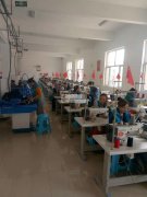 金华人在喀什地区有2000人服装加工厂，