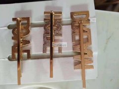 找有如图这款钢模的工厂，要求品质好，价格