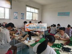 各类手工活加工，串珠，胶枪，点钻等，长期合作