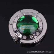 寻找如图这款挂钩包，带小钻，品质要好，数