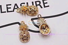 寻找能做如图这些铜饰的加工厂，要求质量可