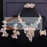 寻求能做如图这种系列的饰品的加工厂，要求