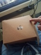 大量一次性纸制饭盒糊盒外发（立体四角）