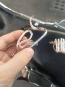 如图，压模外发，找专业的压模房，压大模，