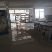 现有软包皮画厂转让或承包，有合伙经营意向