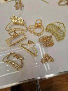 【如图】寻找这些饰品的厂家，有生产图中产