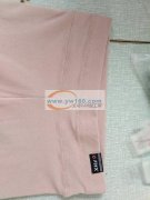 本厂专业承接服装加工。各种打底裤，皮裤，