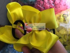 承接各种手工饰品加工，绕线包腰，针缝布花