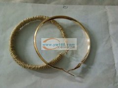 找东阳绕线C形耳环的，出货快 