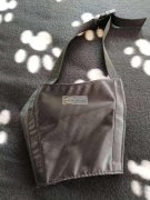 我厂现有10000多个狗罩外发，下料好，