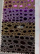 图中皮革产品外发，找整圈皮革上印金色、银