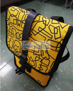 肩挎电脑包包1万个外发