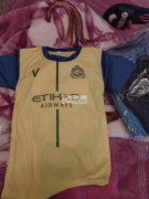 寻做这几款衣服的工厂，要专业做的，中间商