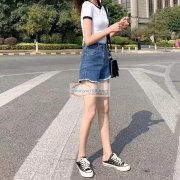 夏季新款破洞女装牛仔短裤 库存杂款女式牛仔裤地摊热卖牛仔裤女