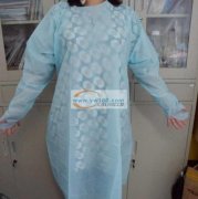 找如图这款CPE材质防护服材料厂家，数量