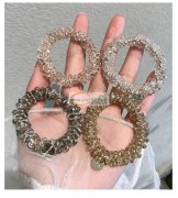 现需寻求如图水晶发圈现货，寻有货的厂家合