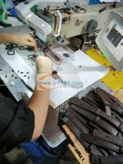 本厂有15名员工，承接手袋时款袋，化妆包