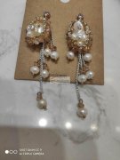 有大量手工活外发加工，类似于如图货加工外