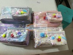 本厂承接各种饰品小包，化妆包，文件袋，电