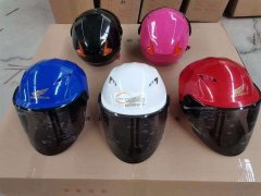 求购图示头盔，需要现货50万个，质量好的